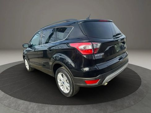 Used 2018 Ford Escape SE w/ SE Sync 3 Package AWD/4WD image 7