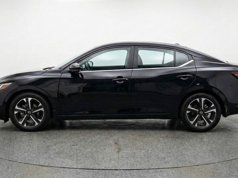 Used 2025 Nissan Sentra SV image 5