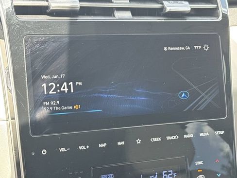 Certified 2024 Hyundai Tucson Limited FWD image 29