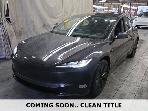 Used 2025 Tesla Model 3 Long Range image 1
