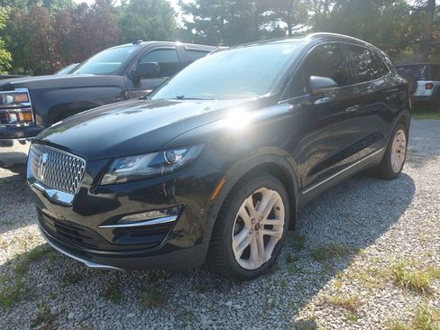 Used 2019 Lincoln MKC Reserve image 2