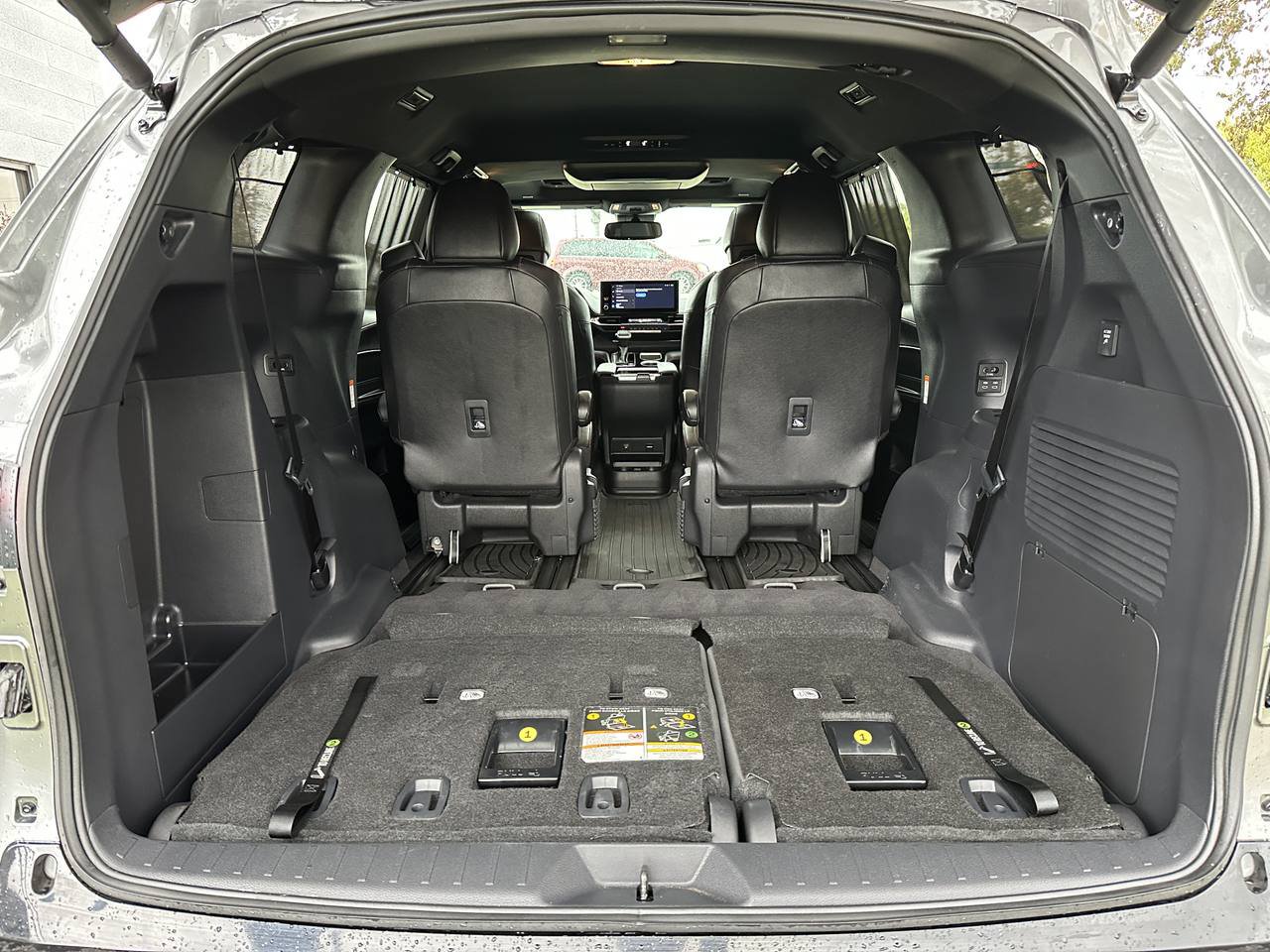 Used 2026 Toyota Sienna XSE AWD/4WD image 29