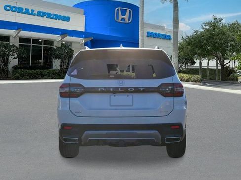 New 2026 Honda Pilot Elite image 4