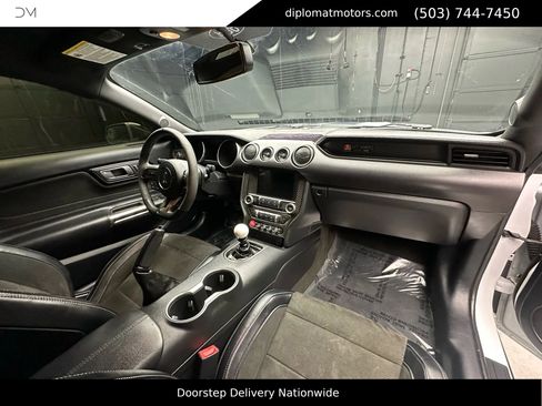 Used 2016 Ford Mustang Shelby GT350 w/ Technology Package image 19