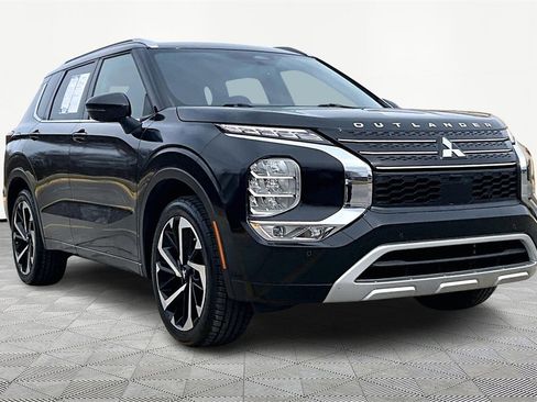 Used 2022 Mitsubishi Outlander SEL image 12