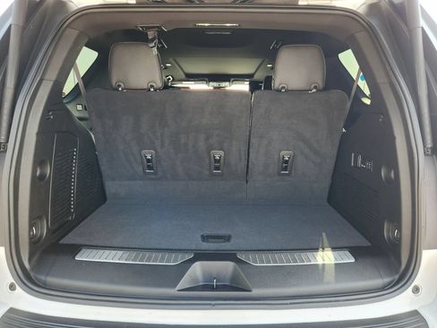 Used 2023 GMC Yukon Denali Ultimate AWD/4WD image 8