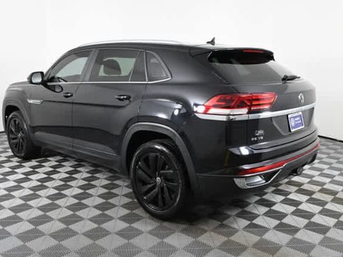 Used 2022 Volkswagen Atlas Cross Sport SE w/ Panoramic Sunroof Package image 9