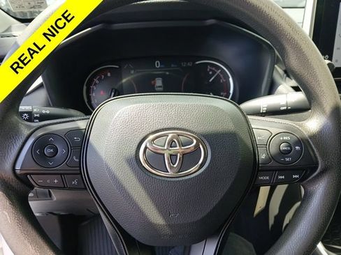 Used 2023 Toyota RAV4 LE AWD/4WD image 24