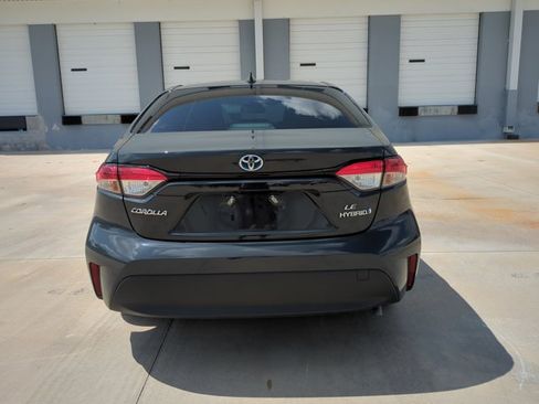 Used 2023 Toyota Corolla LE w/ LE Convenience Package FWD image 6