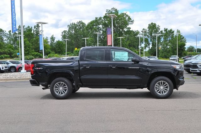 New 2026 Chevrolet Colorado LT w/ Advanced Trailering Package AWD/4WD image 2