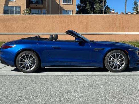 Used 2023 Mercedes-Benz SL 43 AMG image 3