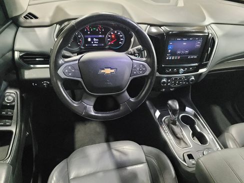 Used 2021 Chevrolet Traverse LT w/ LT Premium Package AWD/4WD image 22