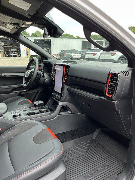 Used 2025 Ford Ranger Raptor AWD/4WD image 16
