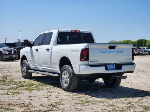 New 2026 RAM 2500 Big Horn AWD/4WD image 3
