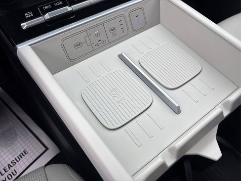 Used 2024 Hyundai Santa Fe Limited image 42