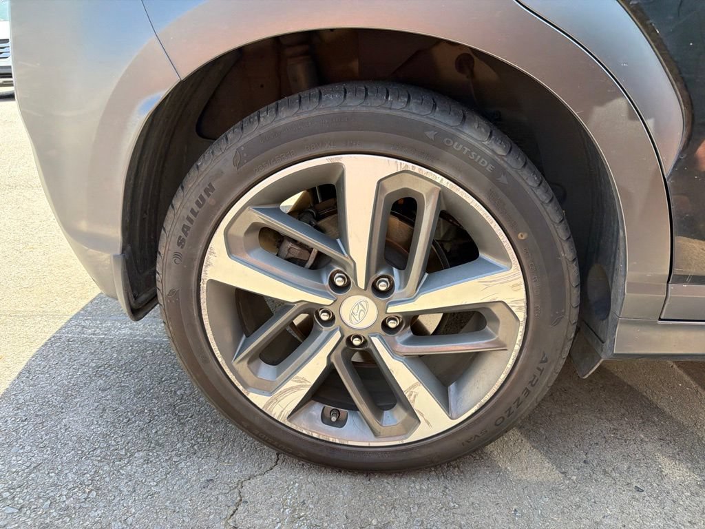 Used 2019 Hyundai Kona Limited FWD image 30