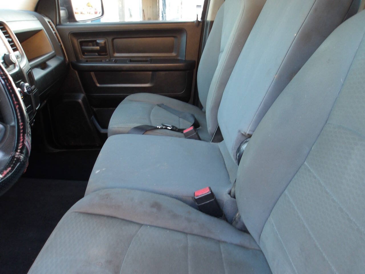 Used 2014 RAM 1500 Express AWD/4WD image 18
