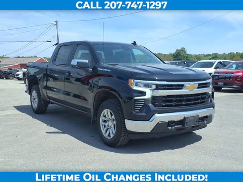 Used 2023 Chevrolet Silverado 1500 LT AWD/4WD image 3