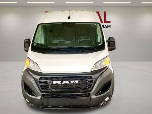 Used 2025 RAM ProMaster 2500 w/ Convenience Group FWD image 2