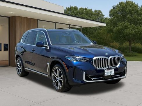 Used 2026 BMW X5 xDrive40i w/ Premium Package AWD/4WD image 6