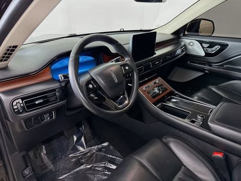 Used 2022 Lincoln Aviator Reserve w/ Equipment Group 201A AWD/4WD image 10