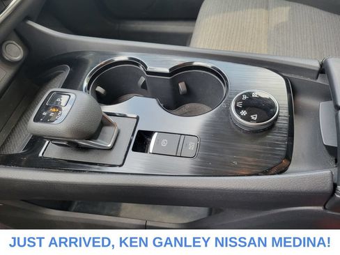 Certified 2023 Nissan Rogue SV AWD/4WD image 11