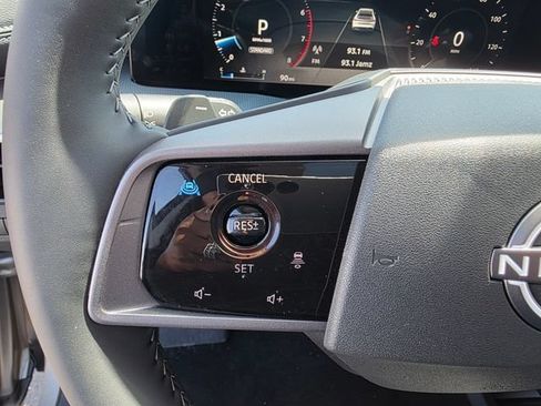 New 2025 Nissan Murano SL AWD/4WD image 16