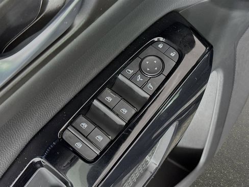 New 2026 Nissan Pathfinder Platinum FWD image 19