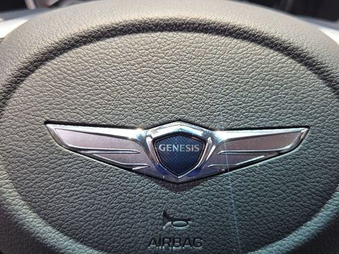 Used 2023 Genesis G70 2.0T w/ Sport Prestige Package RWD image 28