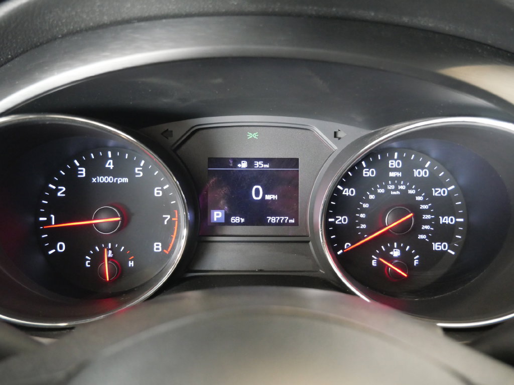 Used 2020 Kia Sedona EX FWD image 19