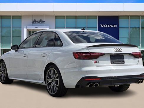 Used 2022 Audi S4 Prestige image 3