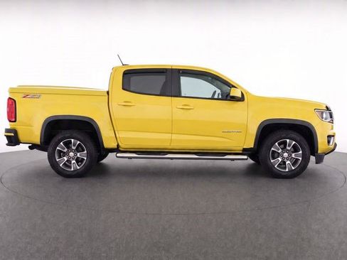 Used 2015 Chevrolet Colorado Z71 RWD image 2