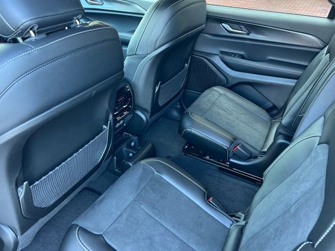 New 2025 Jeep Grand Cherokee L Altitude image 12