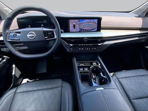 Used 2025 Nissan Murano Platinum w/ Cargo Package AWD/4WD image 16