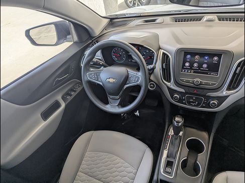 Used 2020 Chevrolet Equinox LS w/ LPO, Cargo Package AWD/4WD image 25