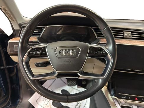 Used 2019 Audi e-tron Prestige w/ Prestige Package image 16