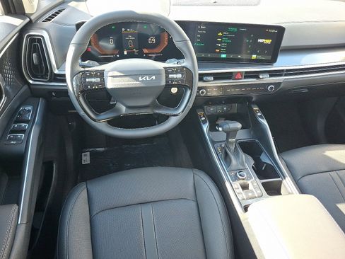 New 2026 Kia Sorento S image 7