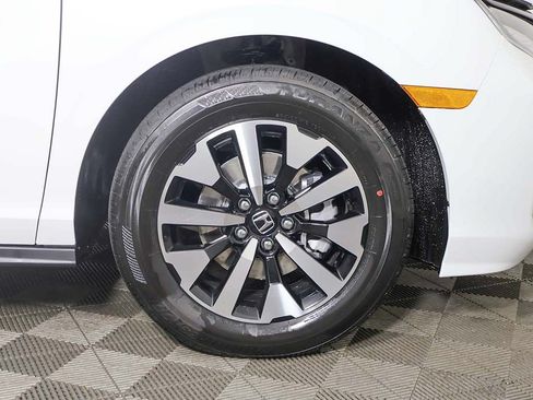 New 2026 Honda Odyssey EX-L image 13