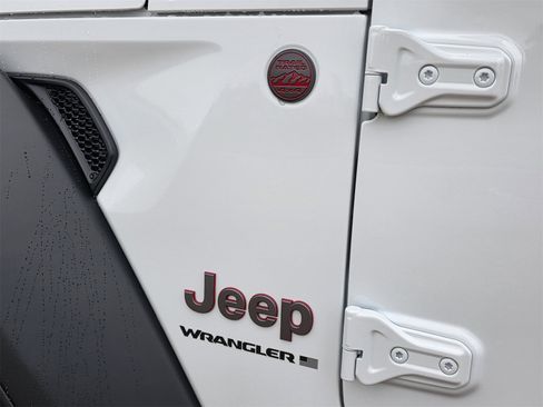 New 2026 Jeep Wrangler Rubicon image 27