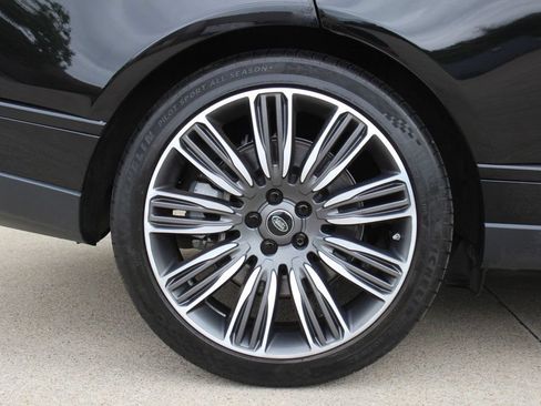 Used 2019 Land Rover Range Rover Supercharged AWD/4WD image 39