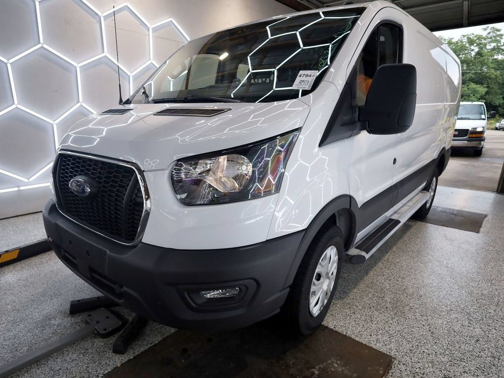 Used 2025 Ford Transit 250 Low Roof w/ Exterior Upgrade Package RWD image 2