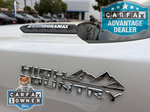 Used 2025 Chevrolet Silverado 2500 High Country w/ High Country Premium Package AWD/4WD image 12