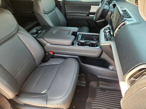 New 2027 Ford Expedition Active RWD image 13