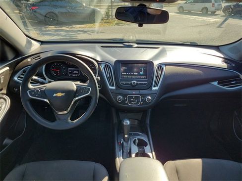 Used 2018 Chevrolet Malibu LS image 22