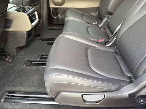 Used 2026 Kia Carnival image 15