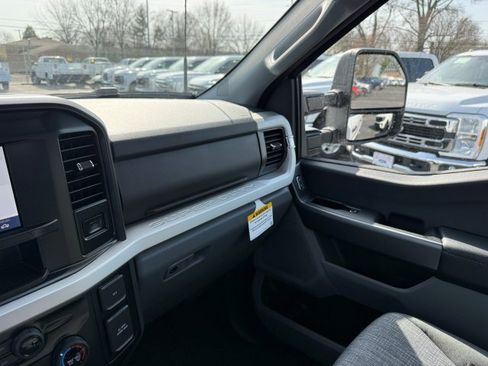 New 2026 Ford F350 XLT AWD/4WD image 18