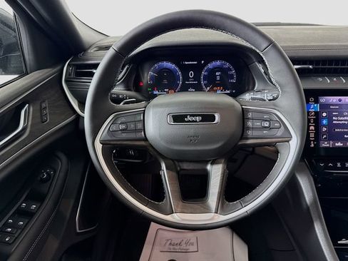 New 2026 Jeep Grand Cherokee L Limited AWD/4WD image 11