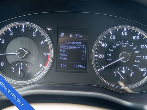 Used 2020 Hyundai Santa Fe SE image 23