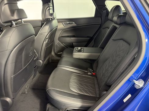 Used 2024 Kia Sportage X-Line w/ X-Line Premium Package image 7