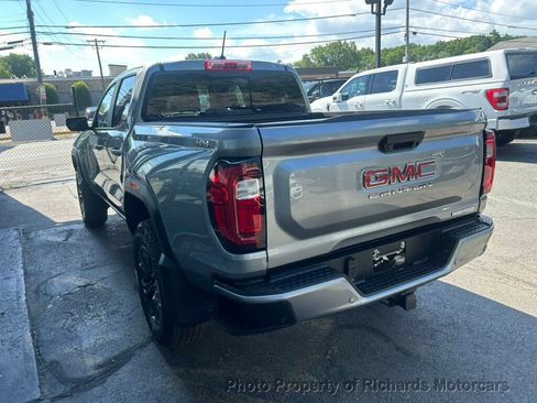 Used 2024 GMC Canyon Elevation w/ Convenience Package AWD/4WD image 4